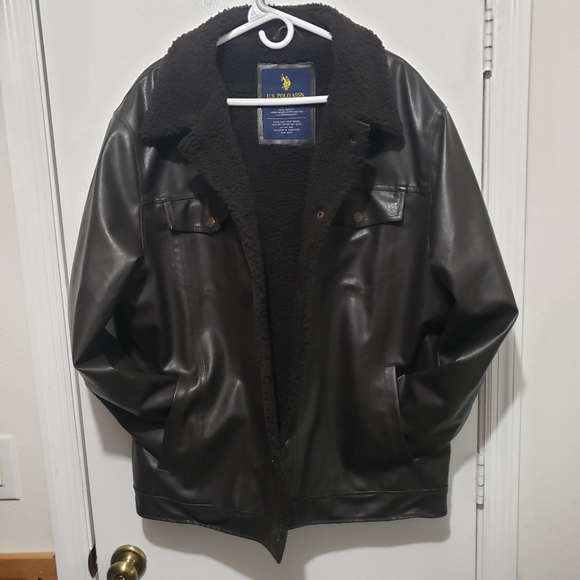 U.S. Polo Assn. Brown PVC Jacket With Snap Closure Size XXL Well Maintained. - Picture 6 of 14